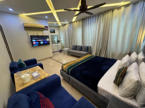 Hotel Holiday